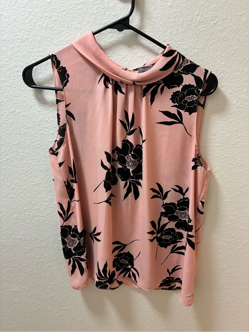 Vince Camuto Pink Sleeveless Floral Mock Neck Top